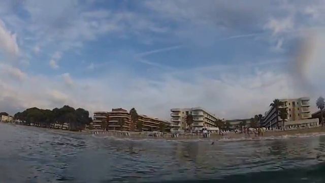 Море и пляж около отеля Best Maritim 3* (Камбрильс) вид из моря. смотреть онлайн