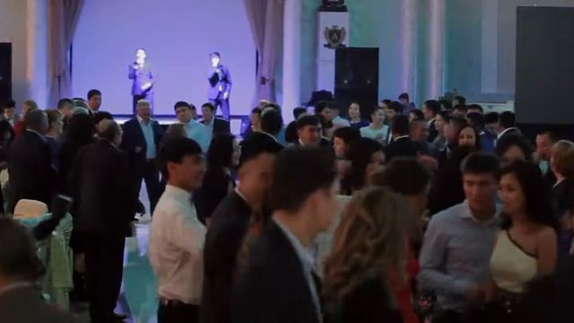 Дуэт "Ауен" - Достар (Алау сезім-ай) смотреть онлайн