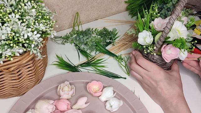 БУКЕТИК В МАЛЕНЬКОЙ КОРЗИНКЕ. БЮДЖЕТНЫЙ ВАРИАНТ. смотреть онлайн