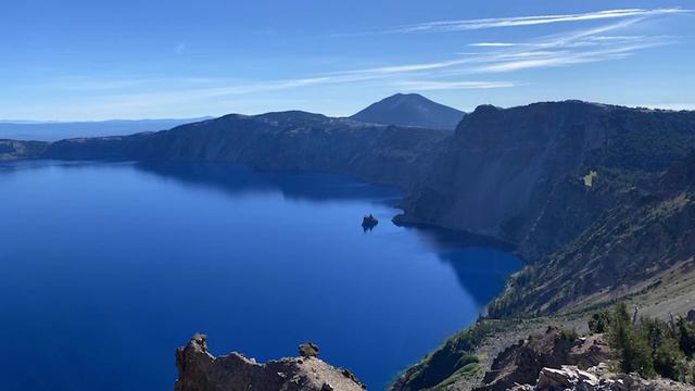 Crater Lake National Park - Upbeat Music - Happy Music Beats to Relax, Work, Study смотреть онлайн