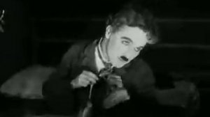 "Танец булочек" (Чарли Чаплин,"Золотая лихорадка", прико