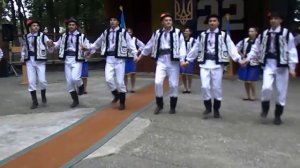 Молдавский  народный танец. Как танцуют на Буковине молдавский народный танец