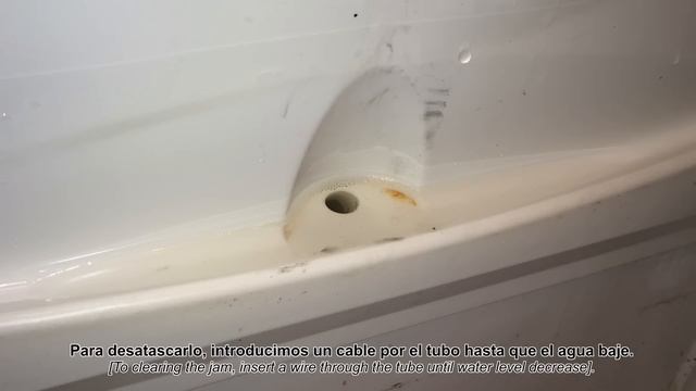 Frigorífico pierde agua, Solución. [The fridge loses water, Soluction] смотреть онлайн