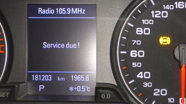 Audi A4b8. Что обозначает данный индикатор?