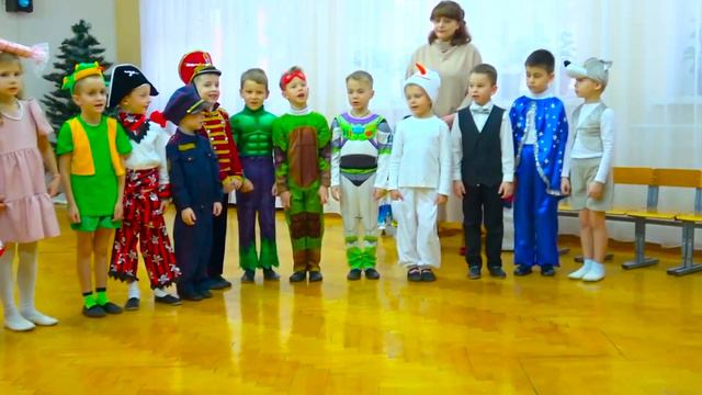 ТАНЦЫ для ДЕДА МОРОЗА. Фёдор М. смотреть онлайн