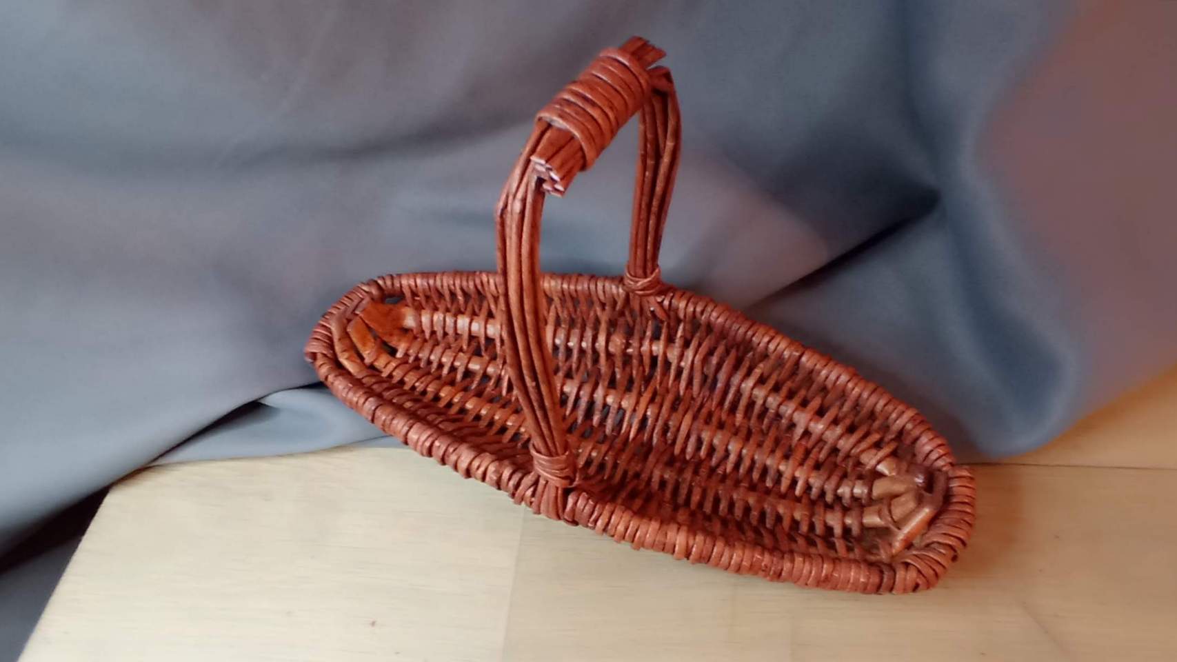 МК. Корзина Лодочка из бумажной лозы. #116 смотреть онлайн