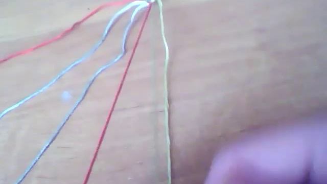 Как делать фенечки из ниток Мулине! смотреть онлайн