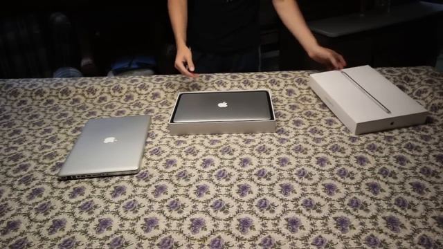 Mid 2015 - MacBook Pro Unboxing