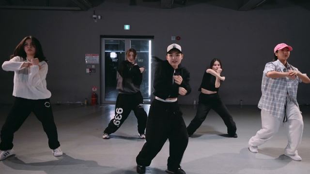 ASH ISLAND - One More Night Feat. lIlBOI / Woomin Jang Choreography смотреть онлайн