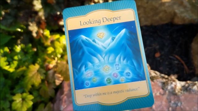 ?Oracle Reading August 2019, Feldspar and other Crystals смотреть онлайн
