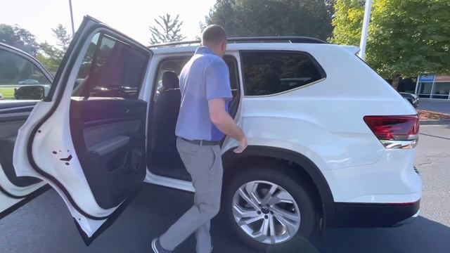 2021 Volkswagen Atlas SE w/ Technology 4motion walk around video смотреть онлайн