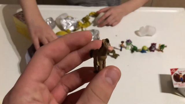 Распаковка шоколадных яиц Toy Story от Zaini смотреть онлайн