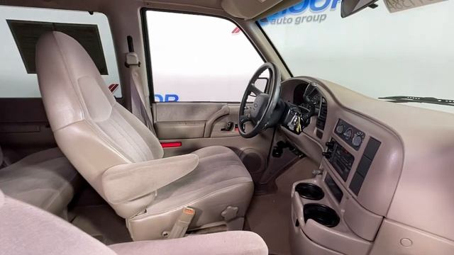 2000 Chevrolet Astro at Oxmoor Toyota | Louisville & Lexington, KY T54938A смотреть онлайн