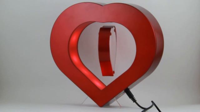 Fotorėmelis „Įsimyėjusios širdys" (Левитационная фоторамка "Влюблённые сердца") смотреть онлайн