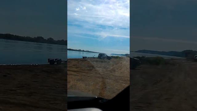 Берег Камы в Гольянах смотреть онлайн