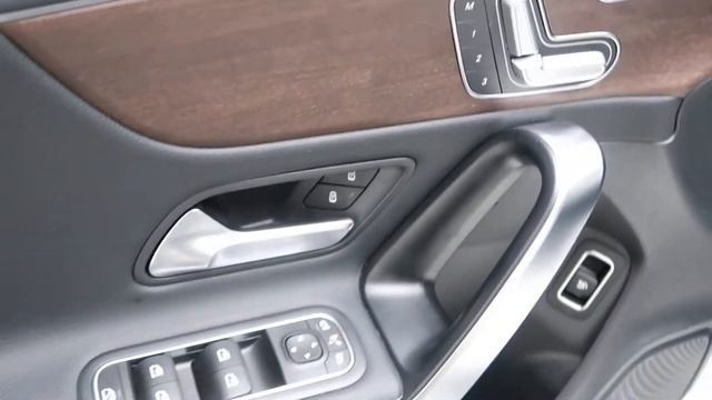 2020 Mercedes-Benz CLA 250 4MATIC® - For Sale M9958L смотреть онлайн