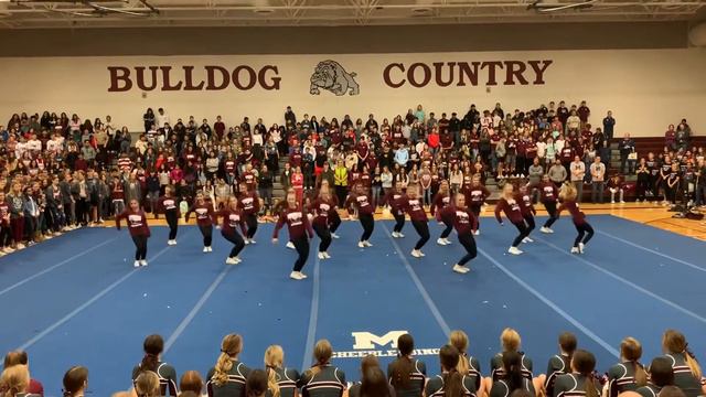 Magnolia High School Texas Star Dance Team “Wow” Pep Rally Routine 2019 смотреть онлайн