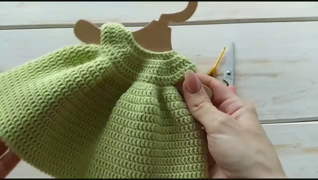 Вязание крючком - Платье для Зайки в стиле Тильда. смотреть онлайн