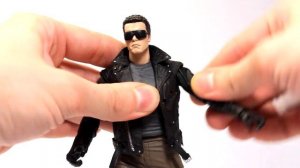 Фигурка Терминатор / Terminator T-800 Police Station Assault figure от Neca обзор (RUS Review)