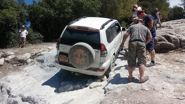 toyota land cruiser offroad смотреть онлайн