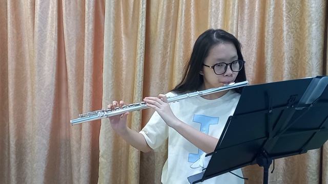 Telemann Vivace from Sonata in F (ABRSM Grade 5) смотреть онлайн
