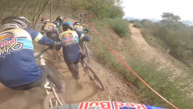 ОБОГНАТЬ 150 ГОНЩИКОВ С ПОСЛЕДНЕГО МЕСТА - ИСПЫТАНИЕ ДЛЯ ЧЕМПИОНА МИРА смотреть онлайн