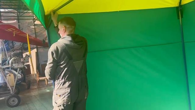 Видео установка торговой палатки 3х2 вертикальная Сайт: shatry3.ru