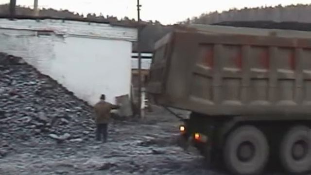 2008 12 12 Уголь в Шеелите, вода в Баженово смотреть онлайн