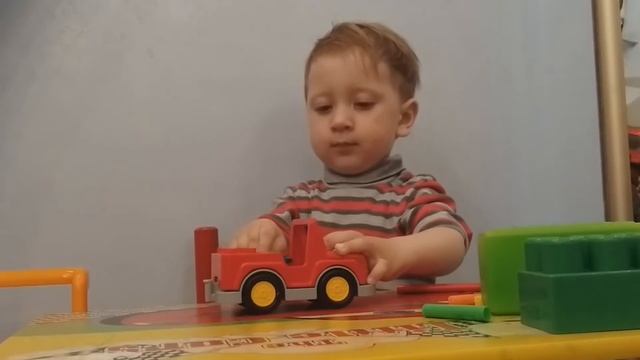 ☆Собираем домик из кубиков!Весёлые игры с Ваней!Видео для малышей☆ смотреть онлайн