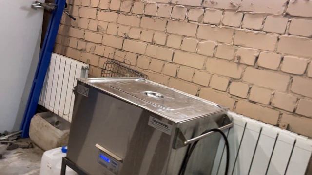 Ультразвуковая мойка впускного коллектора от BMW X6 смотреть онлайн