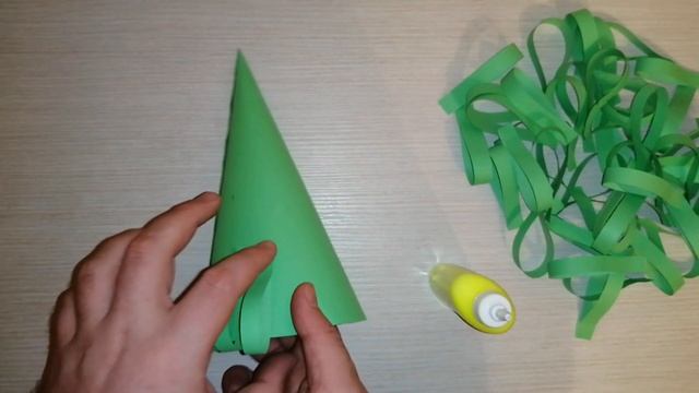Как сделать ЕЛОЧКУ из БУМАГИ своими руками/Оригами елочка смотреть онлайн