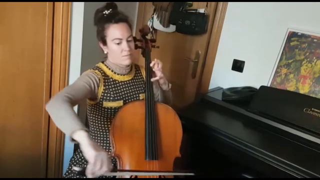 JUPITER de SUITE LOS PLANETAS, G. HOLST: RITA DELGADO, PROFESORA DE VIOLONCHELO смотреть онлайн