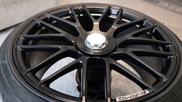 Zobacz jak zrobiłem stolik z felgi od MERCEDES-BENZ GTR AMG смотреть онлайн