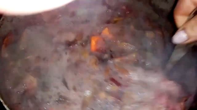 Уборка у свиньи / #ежевика /ёшта смотреть онлайн