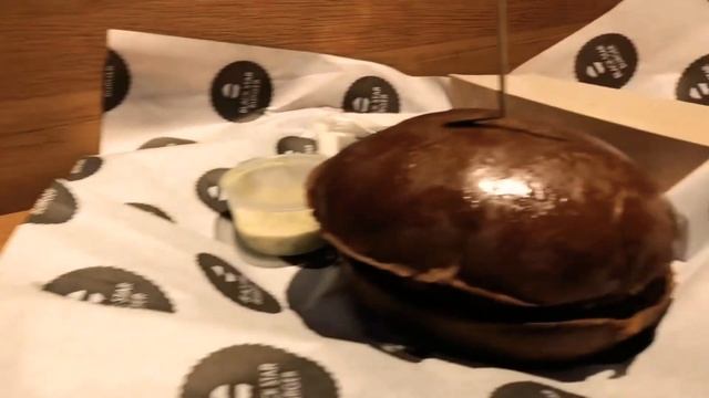 Один день из жизни с пуделем/Посещение кафе с собакой/День с собакой карликовый пудель смотреть онлайн