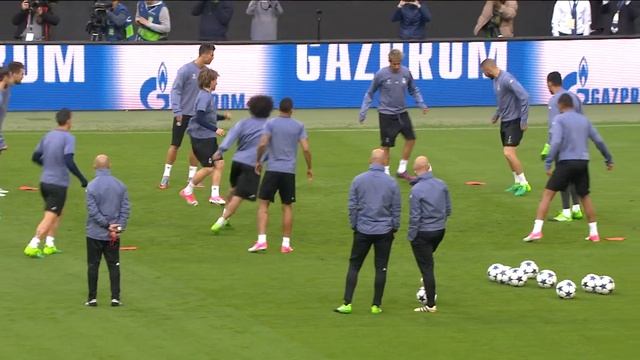 Real Madrid Training Session смотреть онлайн