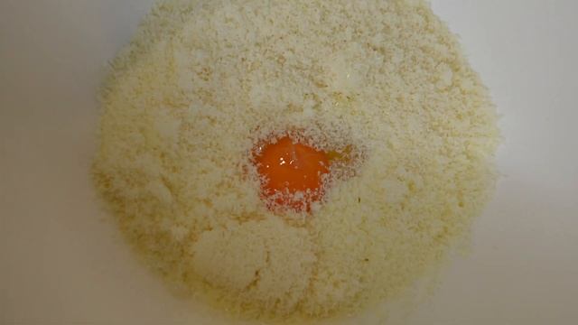 SPAGHETTIKÜRBIS Carbonara Art aus dem Ofen Rezept - kalorienarm (500kcal) und einfach nachzukochen смотреть онлайн