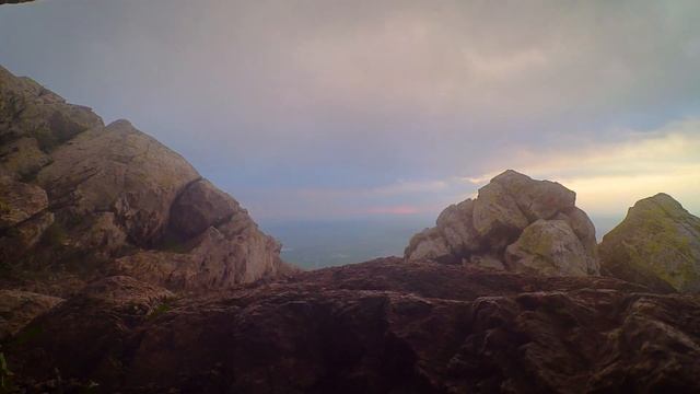 Рассвет с горы Бештау v.2.0. Храм Солнца. Таймлапс (Timelapse) смотреть онлайн