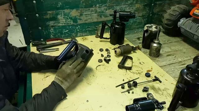 Жизнь ГАЗона. 27 серия. Паяльная лампа "ГАЗ" на ГАЗ-51 смотреть онлайн