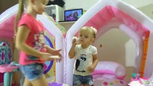 Почему ПРИНЦЕССА потеряла ТУФЕЛЬКУ Маргарита и Лера устроили СПА ВЕЧЕРИНКУ Princess for kids
