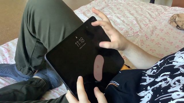 КАКОЙ РАЗМЕР АЙПАДА БРАТЬ? (Мобильные шутеры) смотреть онлайн