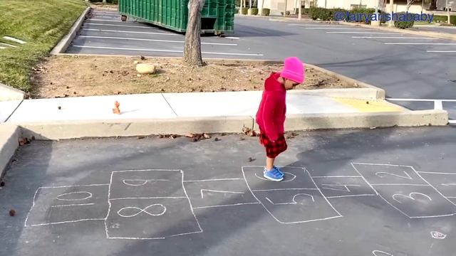 outdoor Activity for kids. Summer outdoor fun. Hopscotch game on side walk. смотреть онлайн
