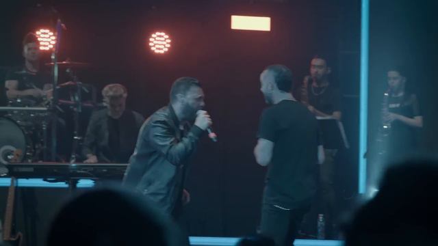 La Konga, Lucas Sugo - CINCO MINUTOS смотреть онлайн