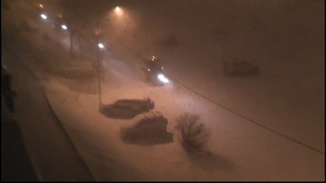 Весна идет - весне дорога! Уборка снега, март 2013, Владивосток. смотреть онлайн