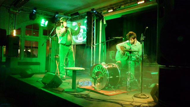 2TONIC WETROOM JIVE (featuring the MOUTH BOW) смотреть онлайн