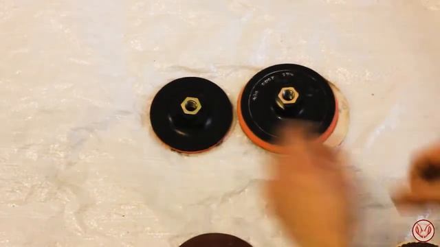 Обзор Аккумуляторной Угловой шлифмашины Black+Decker BCG720. Бытовой инструмент смотреть онлайн