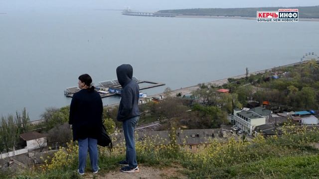 Керчь принимает первых туристов смотреть онлайн