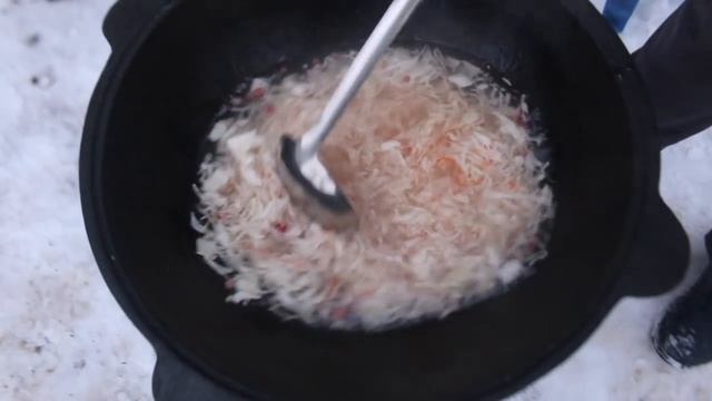 ПОХМЕЛЬНЫЙ СУП КОРХЕЛЬ В КАЗАНЕ НА КОСТРЕ ???? смотреть онлайн