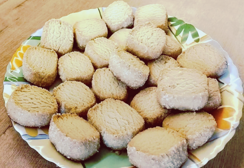 Песочное печенье: 250 грамм муки, 150 сливочного масла, 100 сахара и всё смотреть онлайн