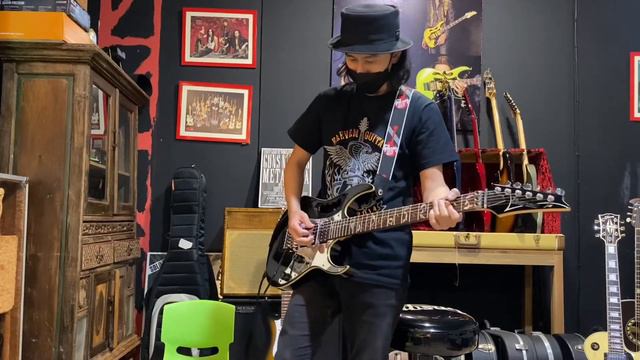 Ibanez JEM7VBK 2011 Test #stevevai #ibanezguitar #ibanez смотреть онлайн